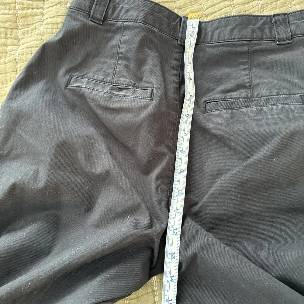 GAP Everyday Black Straight Crop Khaki‎ Womens SZ 8. Preppy Academia Nautical